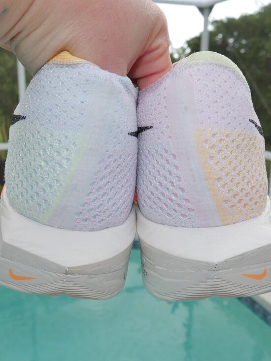 Athletic_Shoes